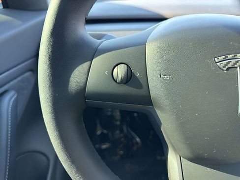 Used 2020 Tesla Model 3 Performance image 15