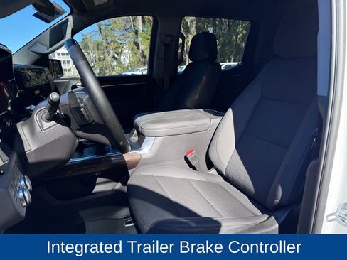 Used 2024 GMC Sierra 1500 Elevation w/ Preferred Package image 12