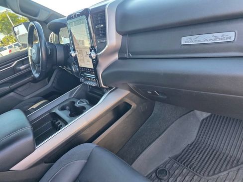 Used 2023 RAM 1500 Big Horn AWD/4WD image 22