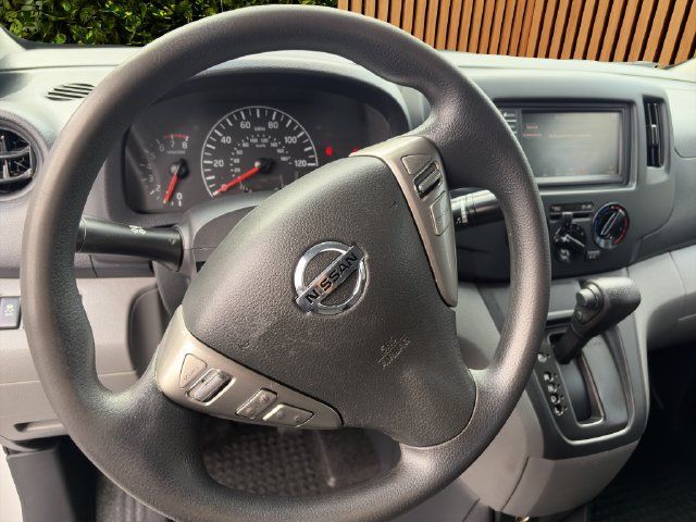 Used 2021 Nissan NV200 S FWD image 19