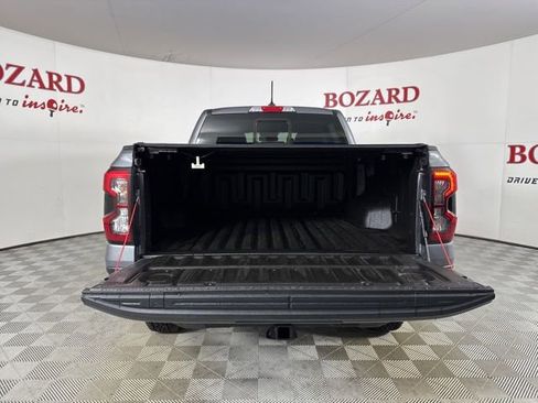 Used 2025 Ford Ranger Lariat w/ Trailer Tow Package image 8