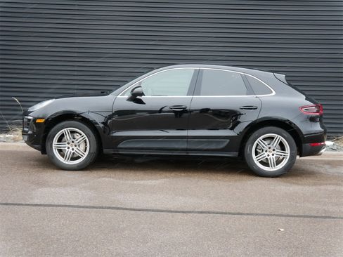Used 2016 Porsche Macan S image 2