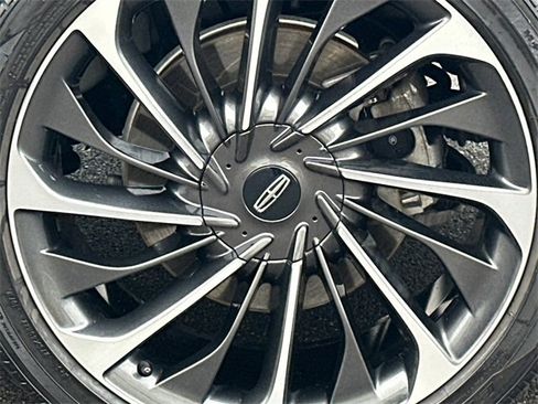 Used 2022 Lincoln Aviator Reserve w/ Equipment Group 201A image 5