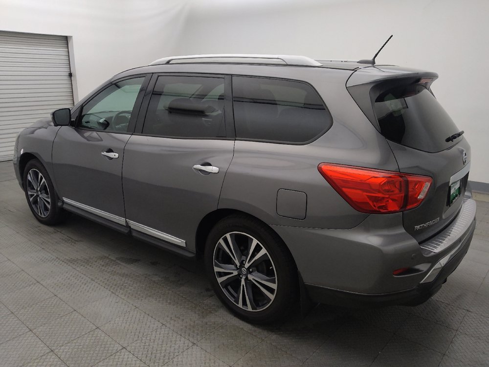 Used 2017 Nissan Pathfinder Platinum w/ Cargo Package FWD image 3