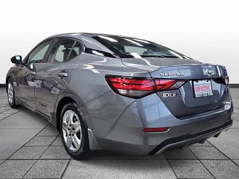 Used 2020 Nissan Sentra S image 7