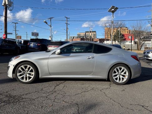Used 2014 Hyundai Genesis 2.0T image 7