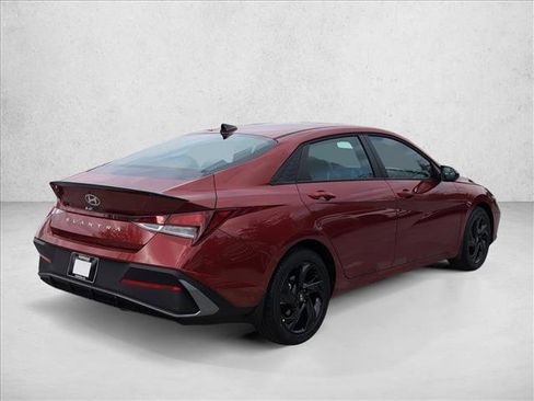 New 2026 Hyundai Elantra Sport image 2