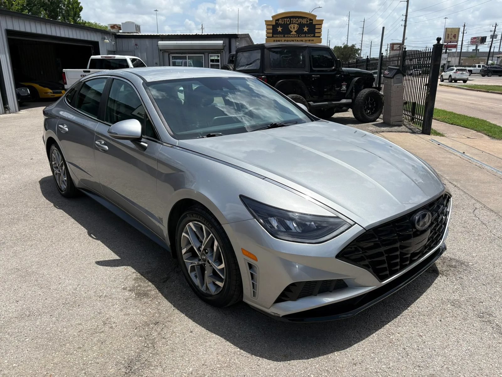Used 2020 Hyundai Sonata SEL FWD image 3