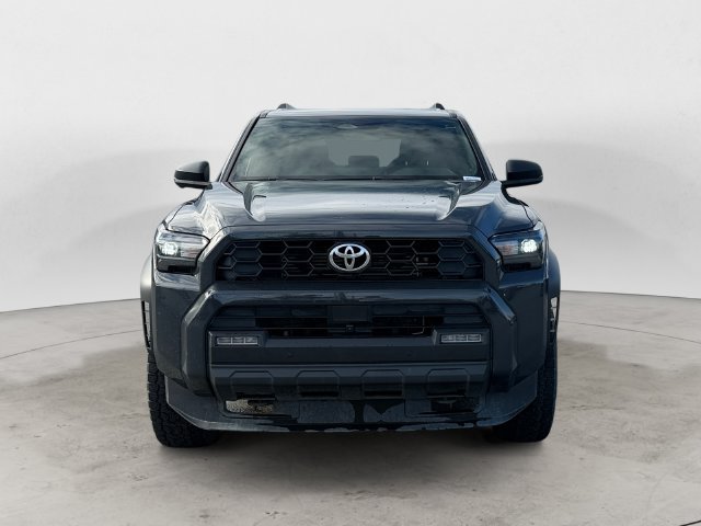 Used 2025 Toyota 4Runner TRD Off-Road Premium AWD/4WD image 2