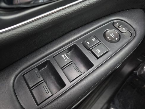 Used 2022 Honda HR-V EX-L image 22