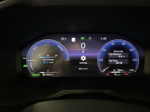 Used 2024 Toyota RAV4 XSE image 17