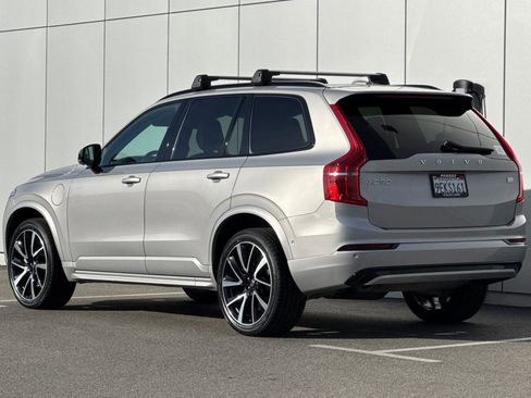 Used 2023 Volvo XC90 T8 Plus w/ Protection Package Premier image 3