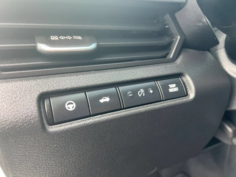 Used 2020 Nissan Altima 2.5 SV AWD/4WD image 24