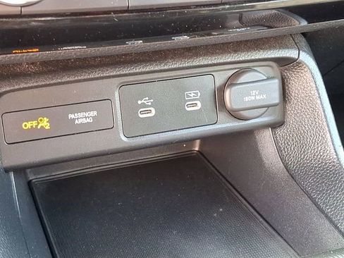 Used 2025 Honda Civic Sport image 23