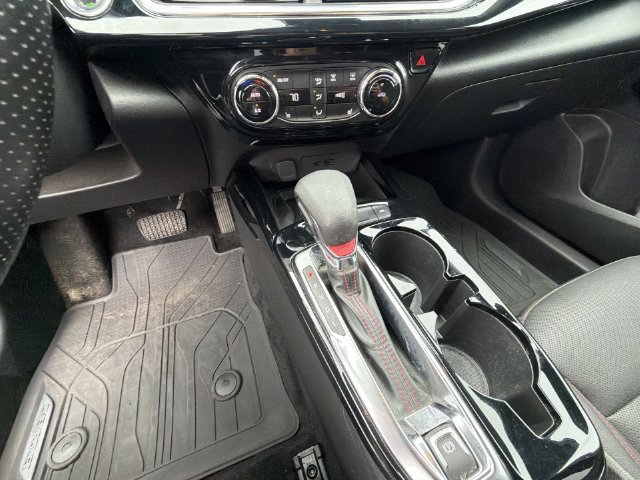 Certified 2024 Chevrolet Trax RS w/ Sunroof Package FWD image 16