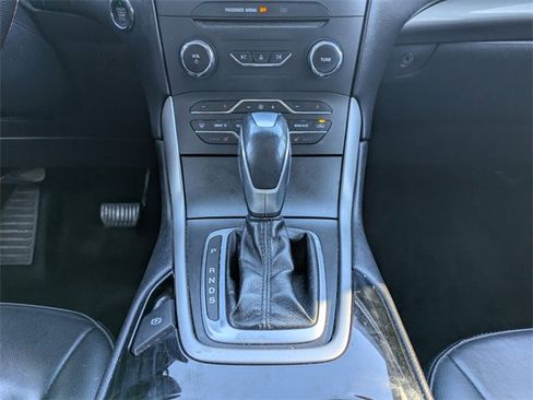 Used 2016 Ford Edge SEL w/ Equipment Group 201A image 18