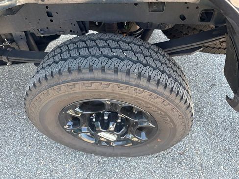 Used 2024 Ford F250 XL w/ STX Appearance Package AWD/4WD image 4