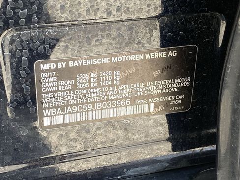 Used 2018 BMW 530e RWD image 12