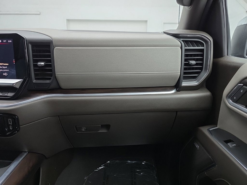 Used 2022 GMC Sierra 1500 SLT w/ SLT Convenience Package AWD/4WD image 42