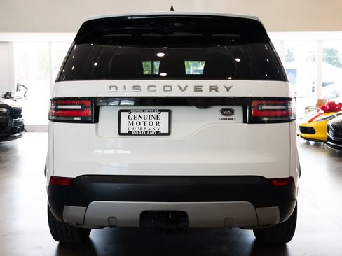 Used 2017 Land Rover Discovery HSE AWD/4WD image 5