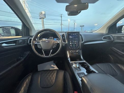 Used 2024 Ford Edge Titanium image 14