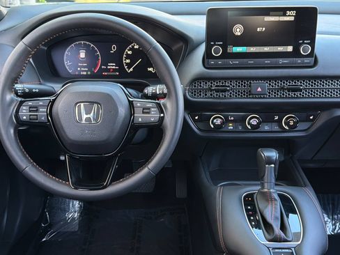 Certified 2025 Honda HR-V Sport image 14