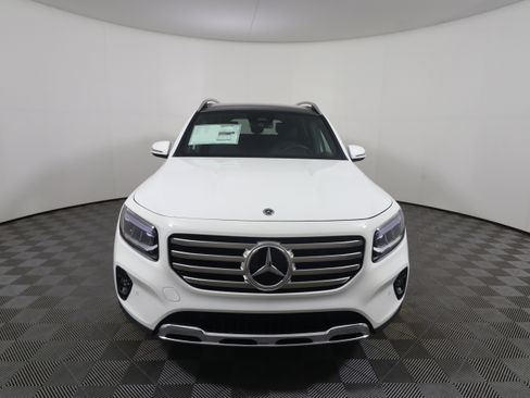 New 2026 Mercedes-Benz GLB 250 image 8