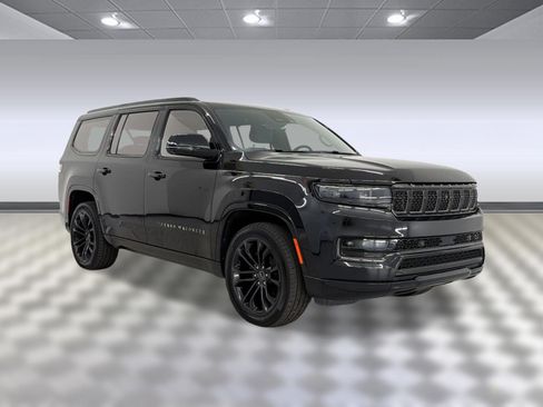 Used 2023 Jeep Grand Wagoneer Series III w/ Quick Order Packagew 28T AWD/4WD image 7