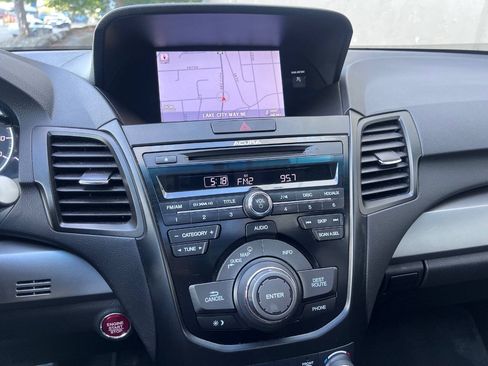 Used 2014 Acura RDX w/ Technology Package AWD/4WD image 16
