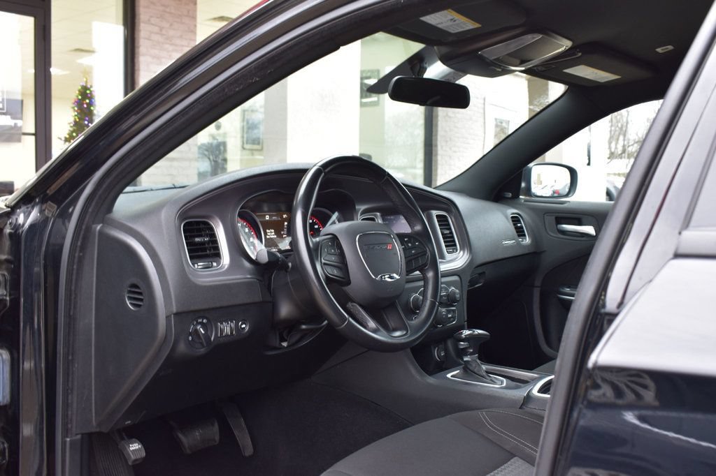 Used 2023 Dodge Charger SXT RWD image 17