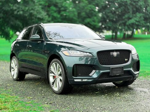 Used 2017 Jaguar F-PACE S AWD/4WD image 3