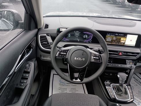 New 2026 Kia Seltos S image 20