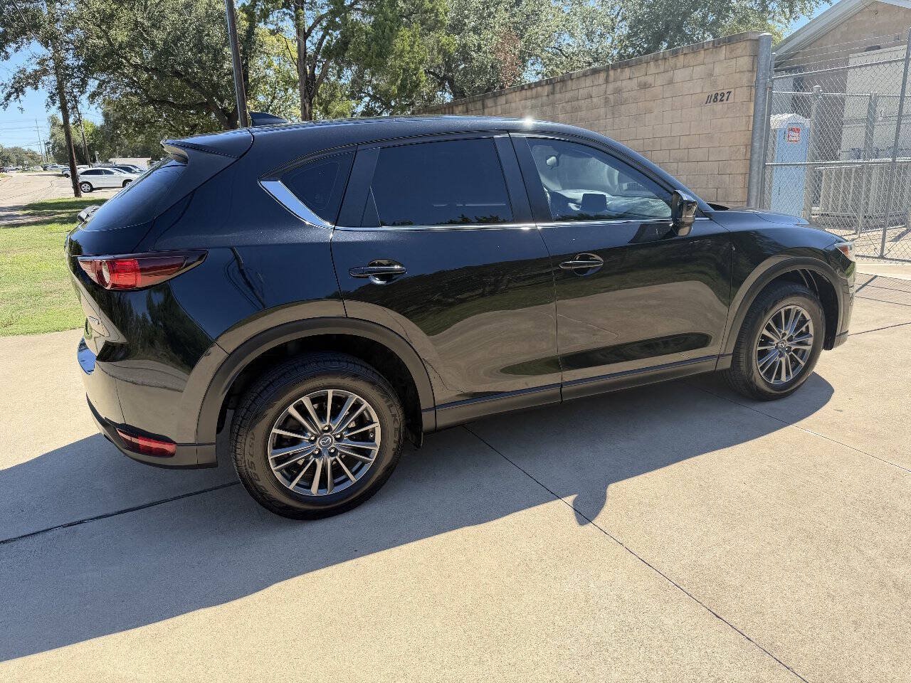 Used 2019 MAZDA CX-5 Sport w/ I-ACTIVSENSE Package FWD image 18