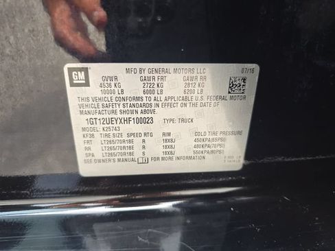Certified 2017 GMC Sierra 2500 Denali w/ Duramax Plus Package AWD/4WD image 31