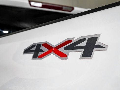 Used 2022 Chevrolet Silverado 2500 LT w/ Convenience Package image 44