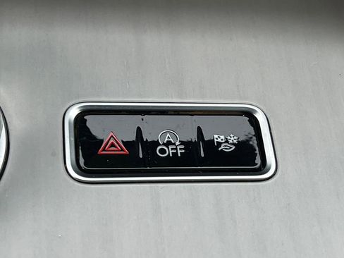 Used 2025 Lincoln Navigator Reserve w/ Jet Appearance Package image 30