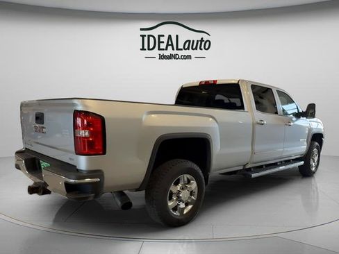 Used 2018 GMC Sierra 3500 SLT w/ Duramax Plus Package AWD/4WD image 5