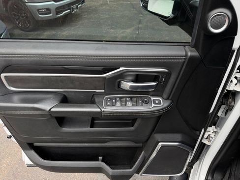 Used 2021 RAM 2500 Laramie AWD/4WD image 22