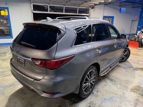 Used 2020 INFINITI QX60 Luxe w/ Sensory Package image 2