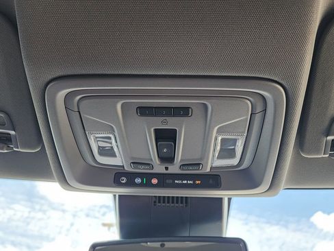 New 2026 GMC Sierra 1500 SLT AWD/4WD image 35