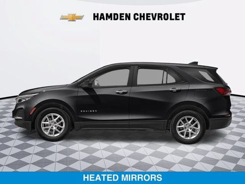 Used 2023 Chevrolet Equinox LS w/ LS Convenience Package AWD/4WD image 3