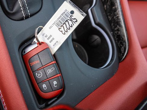 Used 2026 Dodge Durango SRT Hellcat w/ Premium Group AWD/4WD image 33