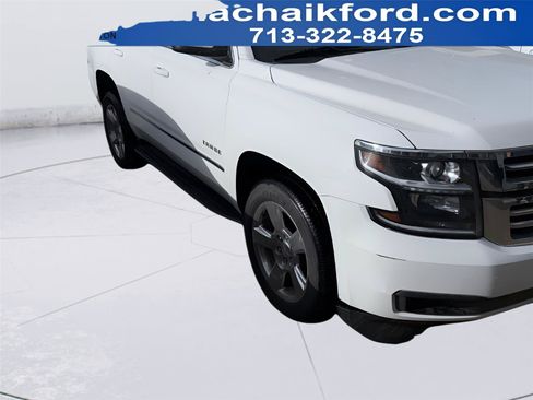 Used 2017 Chevrolet Tahoe LT RWD image 1