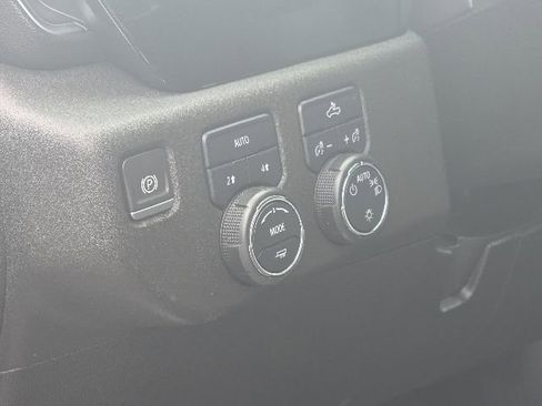 Used 2024 Chevrolet Silverado 1500 LT AWD/4WD image 16