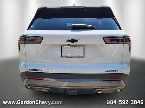 New 2026 Chevrolet Equinox ACTIV image 5