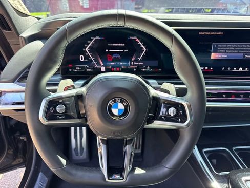 Used 2023 BMW 740i w/ Parking Assistance Package RWD image 19