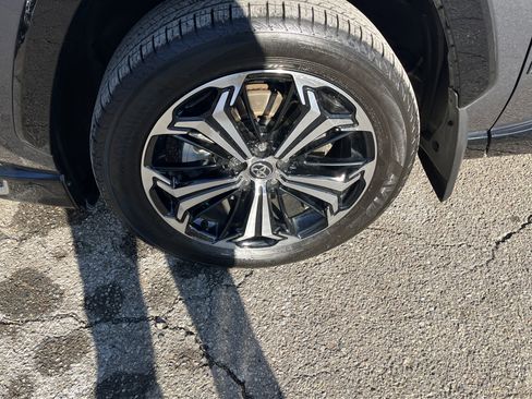 Certified 2024 Toyota RAV4 XSE image 9