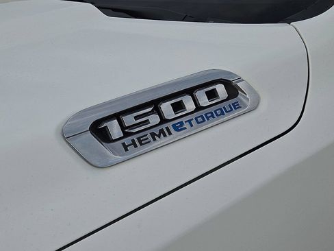 Used 2023 RAM 1500 Big Horn AWD/4WD image 11