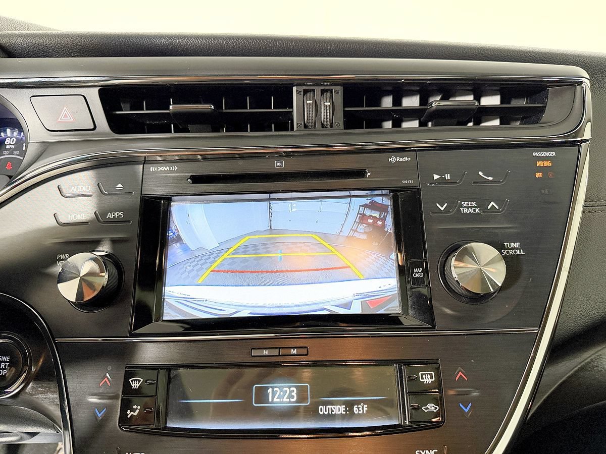 Used 2016 Toyota Avalon Limited FWD image 62