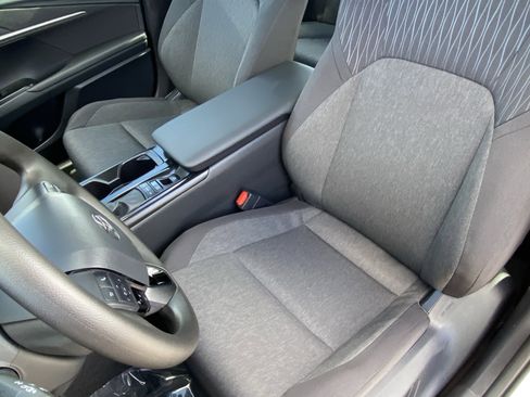 Used 2026 Toyota Camry LE w/ Convenience Package FWD image 27